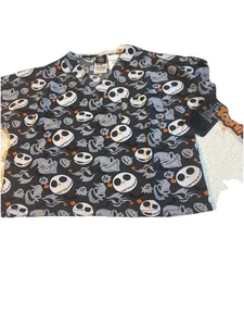 Two Piece Nightmare Before Christmas scrubs Size Medium Youth - Picture 1 of 7