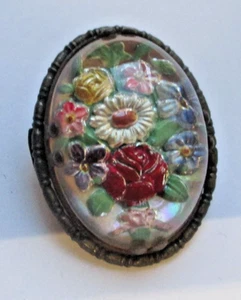 Ancienne unique broche fleurs émaux de couleur sous globe porte bonheur 2885 - Bild 1 von 3