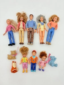Fisher Price Loving Family Bambole Figure Bambini Genitori Animali Animali 11 PZ - Foto 1 di 11