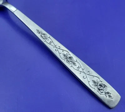 International ROSE LACE Decorator Stainless Silverware CHOICE Flatware - Image 1 of 2