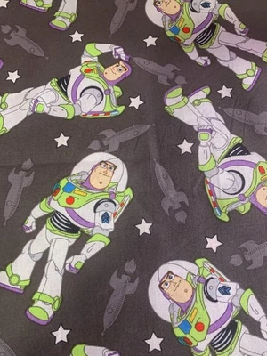 Buzz Lightyear лом 9 «x 21», хлопчатобумажная ткань, Fat Eighth, история игрушек космическая ракета - Изображение 1 из 2