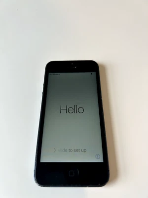 Apple iPhone 5 - 16GB - White & Silver (Unlocked) A1429 (CDMA + GSM) - Image 1 of 4