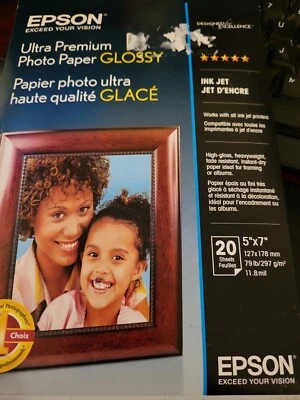 Epson Ultra Premium Photo Paper GLOSSY (5x7 Inches, 20 Sheets) (S041945) - Image 1 of 4