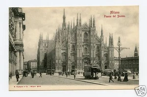 Piazza del Duomo en Milán, Italia en blanco y negro postal catedrales iglesias, tranvías - Imagen 1 de 2