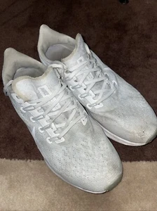 Nike weiß Air Zoom Pegasus 37 Damengröße 9 - Bild 1 von 5