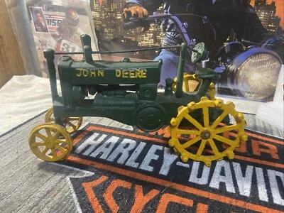 Vintage JOHN DEERE Farm Tractor With Green-Yellow Wheels - Image 1 of 4