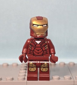 Lego Iron Man Mark 6 VI SH0015 Minifigure 6867 Marvel Super Heroes Triangle