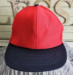 red blank Herren Baseball Cap mit blauem Schein, Netzrücken, Druckknopfriemen  - Bild 1 von 7