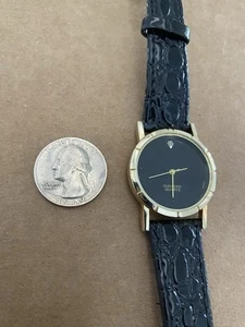 Diamant Quarz Uhr NEUE BATTERIE läuft gut nie getragen Kunststoff noch auf Rückseite - Bild 1 von 20