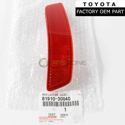 PANEL REFLECTOR TRASERO DERECHO ORIGINAL LEXUS GS F ES350 ES300h serie OEM 8191030040 Foto 1 de 4