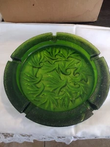 LE Smith Large 10" Textured Swirls Heavy Art Glass Emerald Green Ashtray MCM - Picture 1 of 5