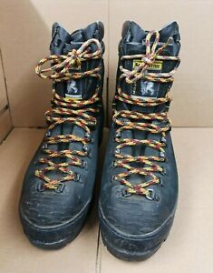 la sportiva mountain boots 924 45 R,  Size 9.5 Uk