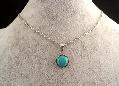 Turquoise 12 mm Cabochon In Stainless Steel Setting Chain Necklace .Handmade. Foto 1 de 4