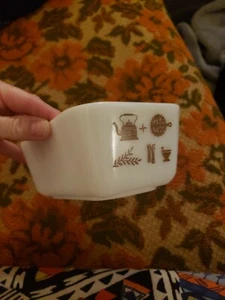 Vintage 1 1/2 Pint Pyrex Early American Refrigerator Dish 502 Colonial No Lid - Picture 1 of 6