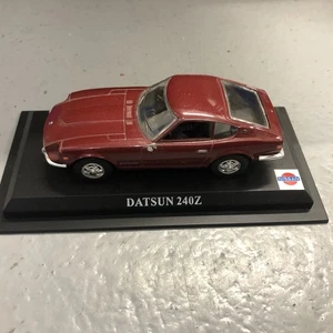 1:43 AUTO DIE CAST 1/43 1971 Datsun 240Z L RED EDI 6 Model With Base F - Picture 1 of 2