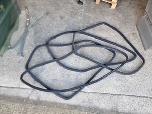 Mercedes W203 T Satz 4x Gummi Stoff Türdichtungen A2036972551 A2036972351 - Picture 1 of 8