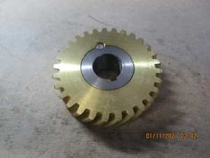 HOBART A-200 WORM WHEEL & BUSHING ASSY OEM# 00-124751-00003 - Picture 1 of 1