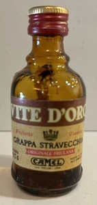 GOLDEN SCREW GRAPPA EXTRAVECCHIA COMPANY CAMEL UDINE MIGNON 40 CC 42° VINTAGE 1974 - Picture 1 of 6