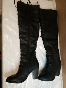Ladies Over The Knee Boots Forever 21 Heel Black Leather Side Zipper Size 6.5 - Picture 1 of 10