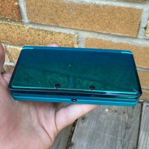 Nintendo 3DS Aqua Blue - Picture 1 of 8