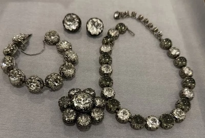 "Conjunto de diseño grueso Art Deco de diamantes de imitación cristales redondos Kramer NY de colección cuello de 16""..." Foto 1 de 4