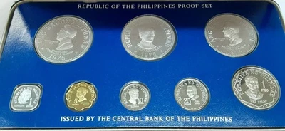 Juego de 8 monedas de prueba de la República de Filipinas 1975 en tarjeta original Franklin Mint Foto 1 de 2