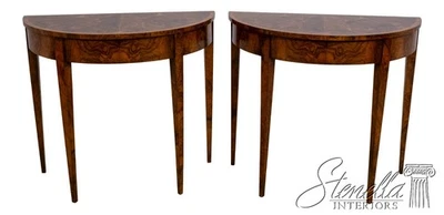 L70360: Par de mesas consola inglesas Oysterwood Demilune Foto 1 de 4