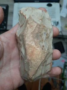 Paleolithic / Mousterian flaked axe - 11,2cm - Upper paleolithic Neanderthal - Picture 1 of 7