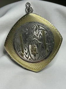 Raro specchio compatto vintage FMCO Finberg Mfg con puff ~ Pi Kappa Alpha Crest (G3) - Foto 1 di 11