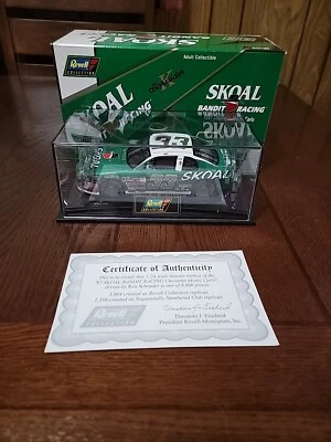 Revell 1997 Ken Schrader #33 Skoal Bandit 1:24 Monte Carlo Diecast  - Image 1 of 4
