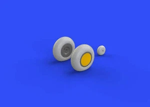 Eduard 1/32 Eduard P-40 Wheels w/Pattern Tire for Hasegawa (PE & Resin) - Picture 1 of 1