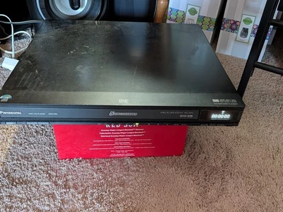 Panasonic DVD-CV52 - Reproductor cambiador giratorio de DVD CD 5 discos - Sin control remoto  Foto 1 de 4