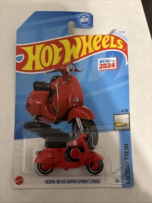 Hot Wheels VESPA 90 SS SUPER SPRINT (1966) Factory Fresh 6/10 - Image 1 of 2