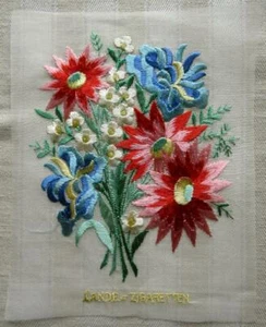 ALTE APPLIKATION - BLUMEN - LANDE-ZIGARETTEN - SILKS - WIE NEU - OVP - 20,5 cm - Picture 1 of 3