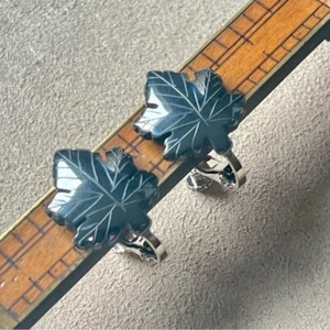 Vintage carved hematite leaf clip on earrings maple autumn gemstone gray - Picture 1 of 24
