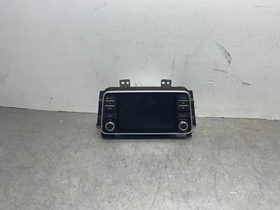 Nissan Kicks 2018 2019 2020 2021-2024 radio navegación con pantalla OEM Foto 1 de 4