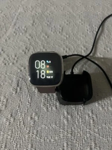 Fitbit Versa 2 With New Band, Cover & USB Charger - Picture 1 of 7