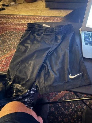 NWT - BV6866-010 NIKE YOUTH PARK III SHORTS - SIZE YOUTH M - BLACK/WHITE - Image 1 of 4