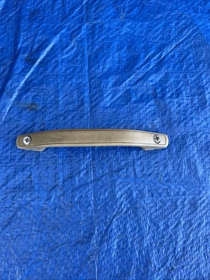 79-83 Toyota пикап Hilux внутри захват ручки желтовато-коричневый oem Японии б/у состоянии товара - Изображение 1 из 4