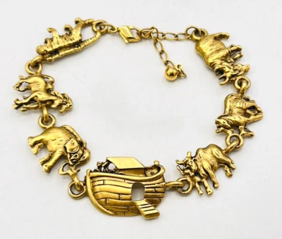 Avon Antique Gold Tone Noah's Ark Bracelet - Image 1 of 4