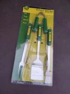 John Deere 4-teiliges Grillset Edelstahl von Motor Head Products lizenziert exklusiv - Bild 1 von 7