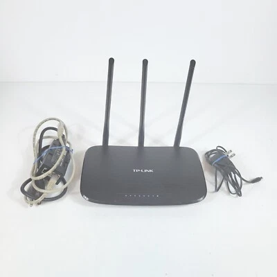 TP-Link TL-WR940N 450 Mbps Wireless N Router Access Point Extender W/ Cords  - Image 1 of 4