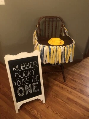Caballete de goma Ducky You’re The ONE 1er cumpleaños decoración decoración pizarra Foto 1 de 4