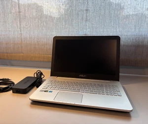 Asus Vivobook N552VW usato perfettamente funzionante. - Foto 1 di 9