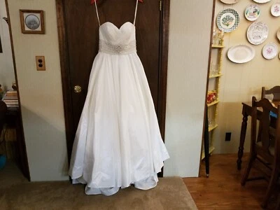 VESTIDO DE NOIVA ALLURE BRIDALS TAMANHO 8 NOVO COM ETIQUETA ESTILO US$ 1350 8802 - Imagem 1 de 4