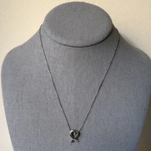 Tiffany&Co. Paloma Picasso Mini "Loving Heart" Halskette in Sterlingsilber (16") - Bild 1 von 6