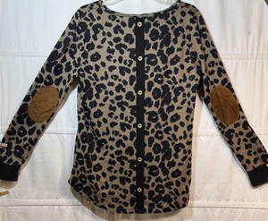 Pink Clover Women’s M Sweater Leopard Print Pullover Button Up Back Elbow Patch - Picture 1 of 13