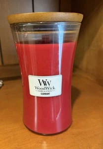 WoodWick Kerze - Johannisbeere 22 oz (623 g) - Bild 1 von 6