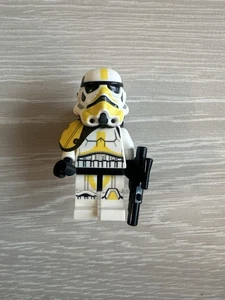 LEGO Star Wars - Minifigura Amarilla Artillería Imperial Stormtrooper (75311) - Imagen 1 de 2