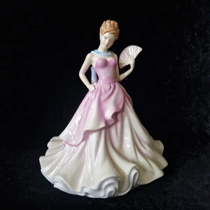 Vintage Royal Doulton Figurine "Summer Ball" HN 5464 - Picture 1 of 10